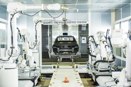 廣汽新能源首發(fā)兩擋雙電機(jī)“四合一”集成電驅(qū)，領(lǐng)銜北京車(chē)展技術(shù)革新與數(shù)字創(chuàng)意風(fēng)潮